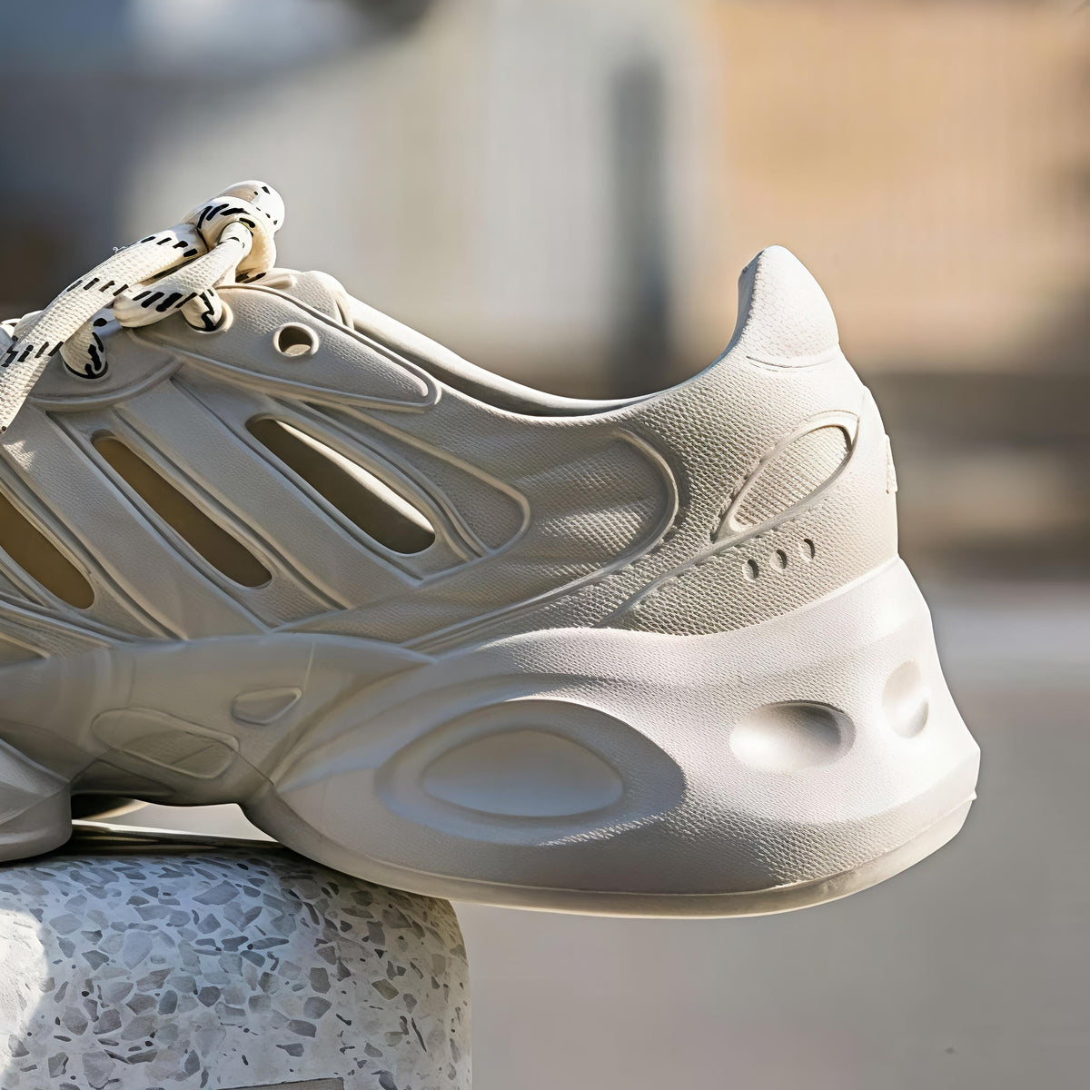 ✨Thick, Ergonomic Foam Sole